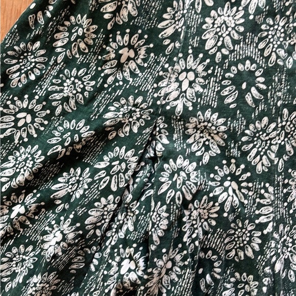 Vintage Green and cream floral romper - Picture 8 of 9